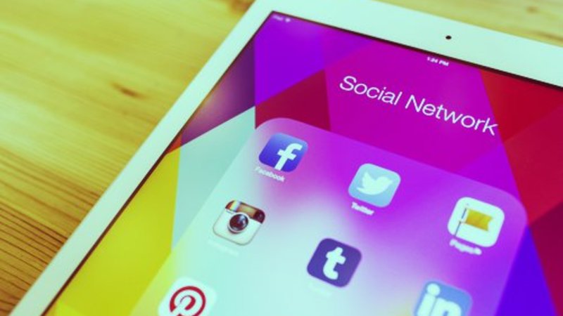 Introducing the newest Social Media Platform - Booodl